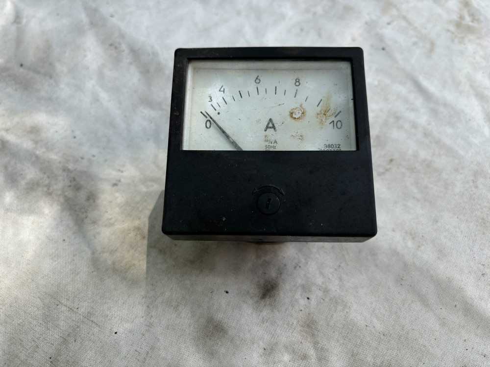 Амперметр щитовий Е8032 (0-10). СССР. Харків - фото 1