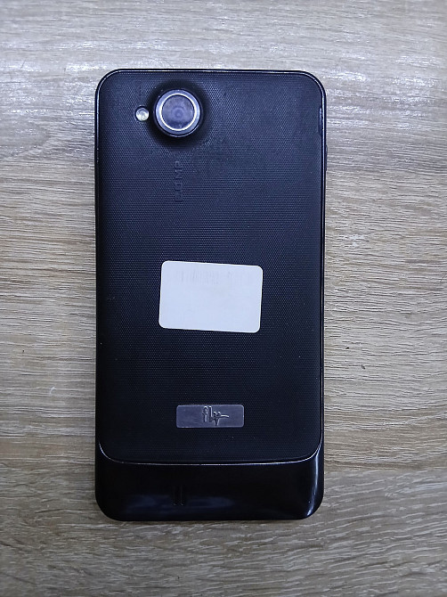 Б/У Смартфон Fly IQ444, 4