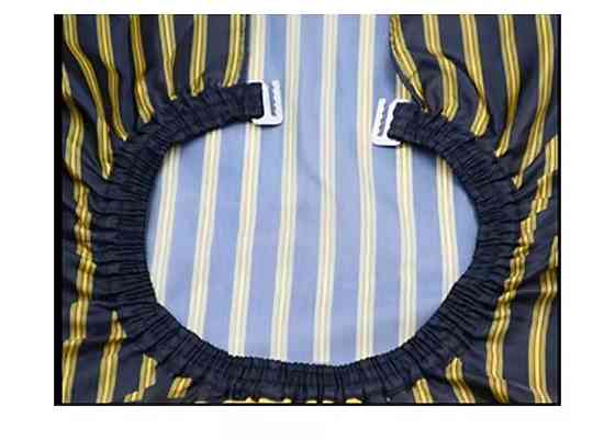 Парикмахерская накидка для стрижки и покраски 140 на 160 см в черную полоску золотистый Киев