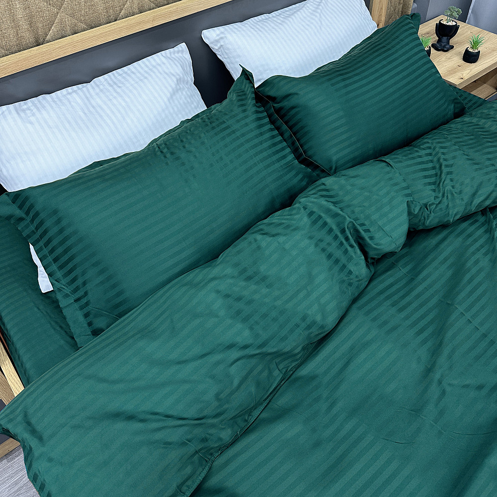 Комплект постільної білизни Страйп-сатин Сімейний з простирадлом на резинці 180х200х25, 2 підковдри 150х200, 2 наволочки 70х70 Смарагдовий (88-220) Київ - фото 1