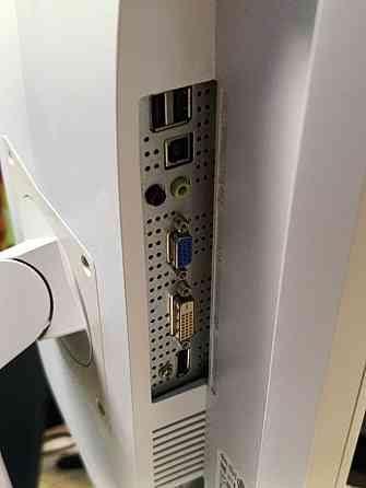 Монитор Fujitsu 24" / LED / Full HD/ DP Port / DVI / VGA. Київ