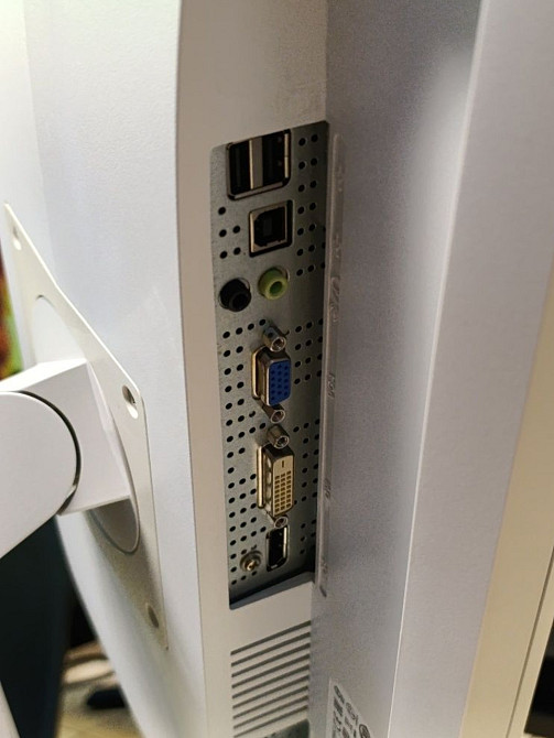 Монитор Fujitsu 24" / LED / Full HD/ DP Port / DVI / VGA. Київ - фото 6