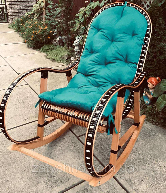 Кресло качалка с накидкой голубой | кресло-качалка плетеная на подарок | кресло качалка  с ротанга Киев - изображение 1