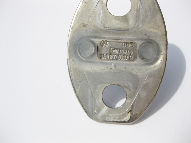 VAG  3B0837033AB Петля - вуха замка дверей VW Polo Одесса - изображение 6