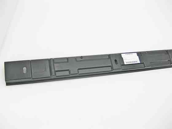 Mercedes-Benz  A1646981030 Пильовик - накладка підніжки нижня права ML W164 Одеса