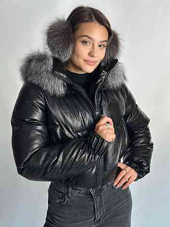 Жіночий зимовий пуховик короткий чорний з натуральним хутром Харків