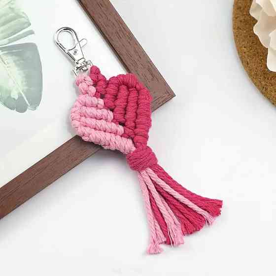 Набір макраме для рукоділля для ручної пряжі брелока для ключів або аксесуарів 15х5см, рожевий Кам'янець-Подільський