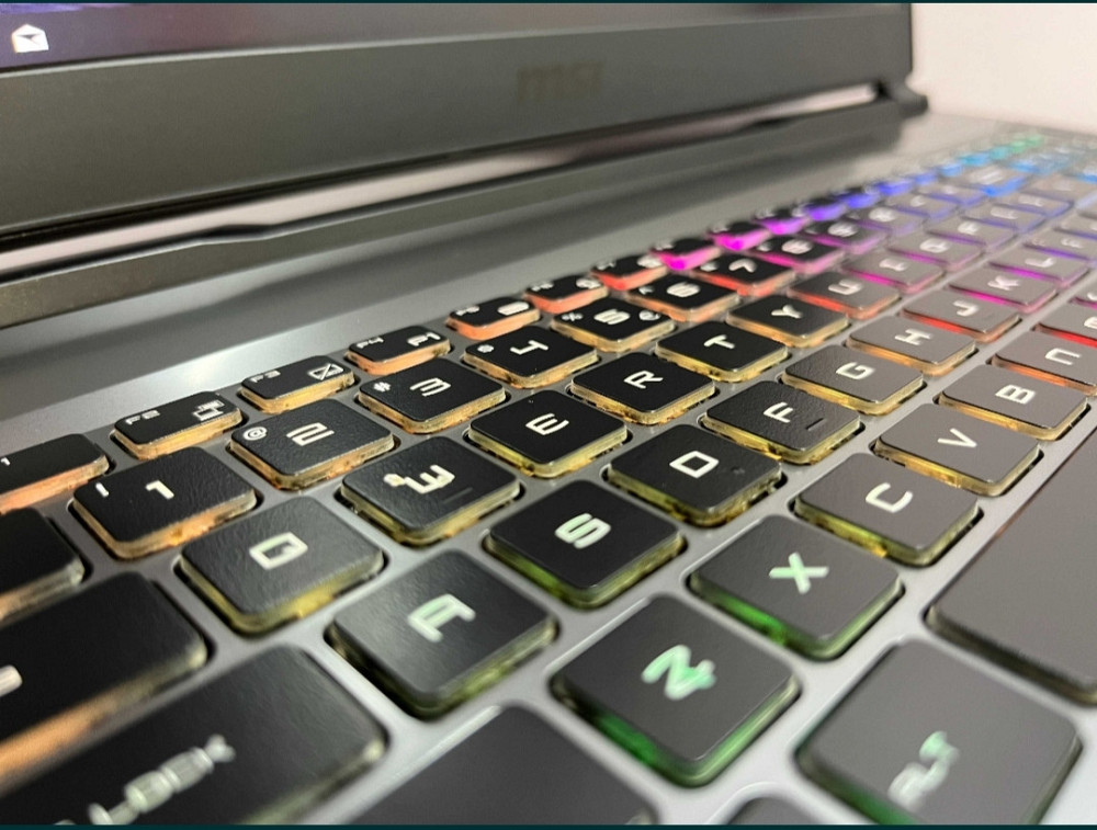 MSI GP75 17,3 " 144Hz RTX 2060 6Gb i7-10750H RAM 16 Gb SSD 512Gb.Ноутбук Київ - фото 4