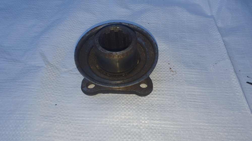 Фланец редуктора заднего моста ГАЗ-51. СССР. Харьков - изображение 1