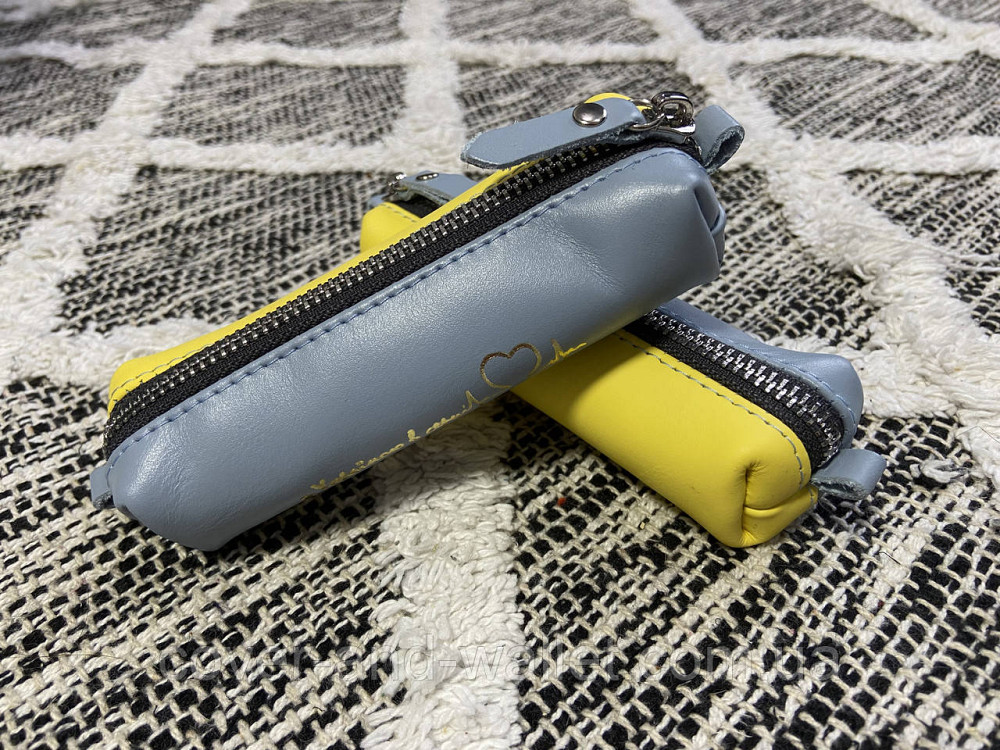 Патриотическая желто-голубая ключница из натуральной кожи (с Украиной в сердце) Grande Pelle Киев - изображение 4