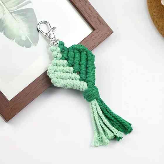 Набор макраме для рукоделия для ручной пряжи брелока для ключей или аксессуаров 15х5см,зелёный Каменец-Подольский