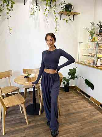 Жіночий базовий прогулянковий костюм двійка: лонгслів і штани турецька віскоза. Графіт, 42/46 Одеса