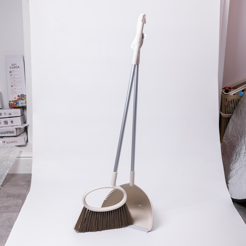 Yiwu Набір віник і совок на довгій ручці для підлоги 25×25×95 (см) Білий HP-45-1W Коломия - фото 1