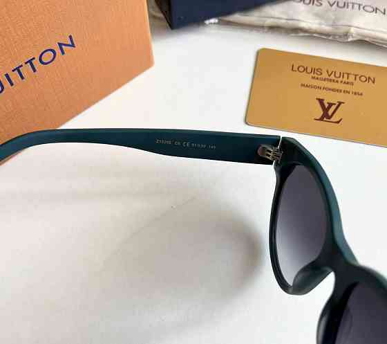 Женские солнцезащитные очки Lv (1523) green LUX Киев