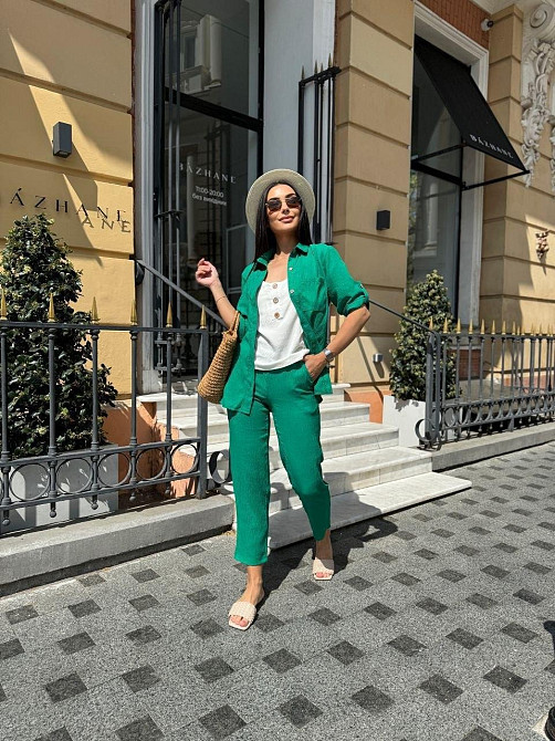 Женский легкий прогулочный костюм тройка: рубашка майка и брюки шелковый креп жатка Зелёный, 46/48 Одесса - изображение 10