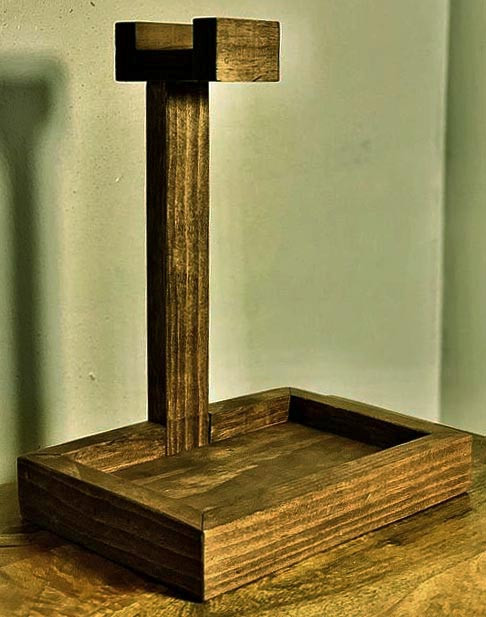 Стойка для наушников 