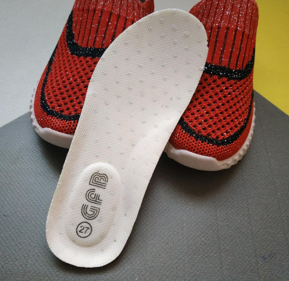 Кросівки спортивні текстильні 27 Київ - фото 3