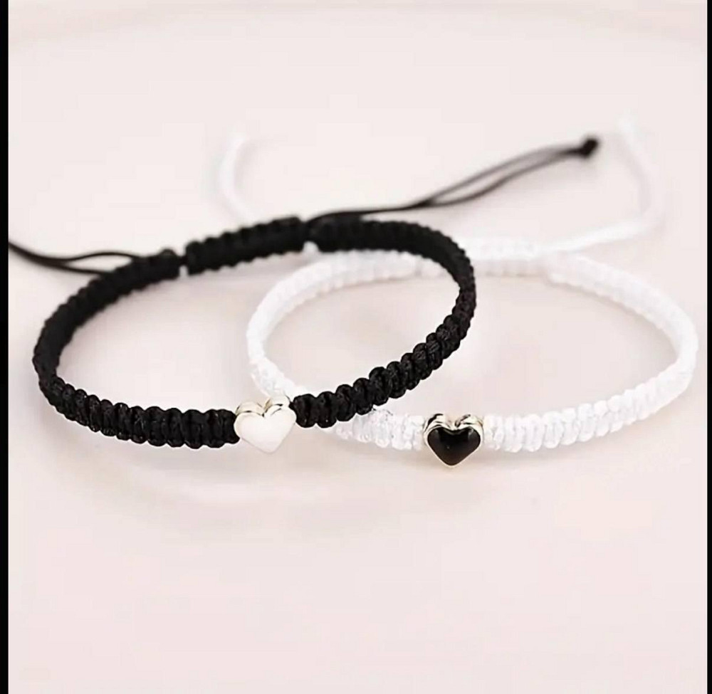 Набор плетёных браслетов с сердцем чёрно-белый, регулируемый Киев - изображение 1