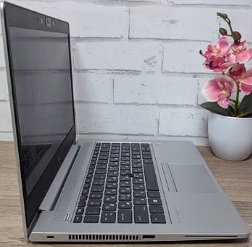 Потужний 4-х ядерний ноутбук в гарному стані. Київ - фото 4