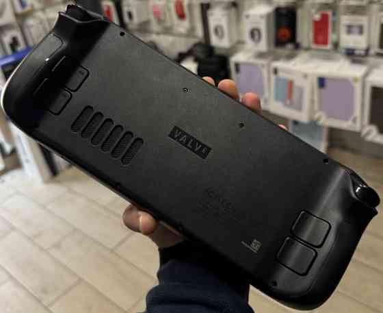 Ігрова приставка Valve Steam Deck OLED 512 GB (Black) Київ