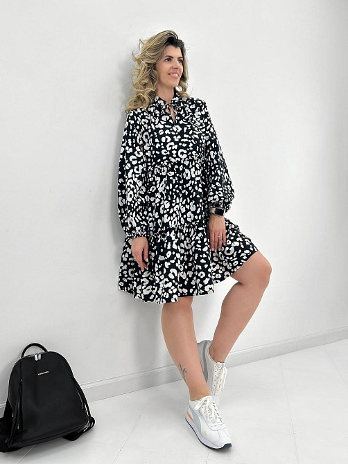 Легкое женское платье оверсайз Lichi батал 50-52, Трехнитка начес, Черный Киев - изображение 2