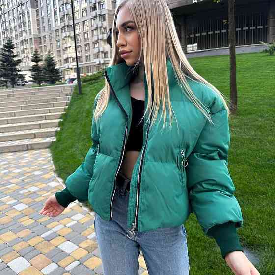 Короткая демисезонная куртка на молнии, зеленая, 42/46 Лубны
