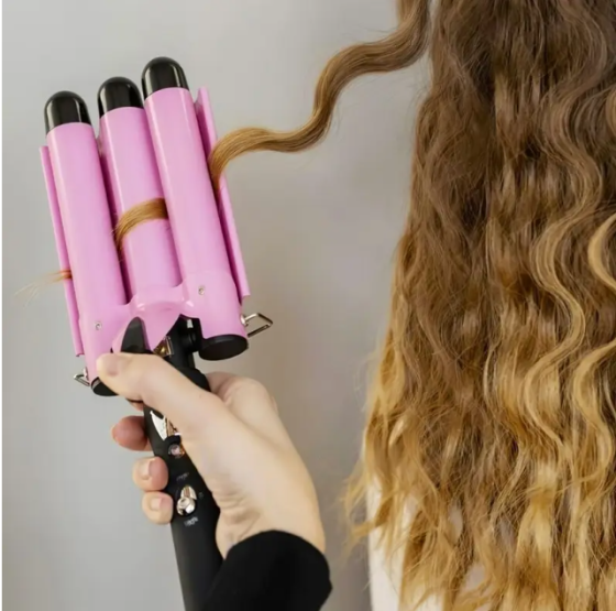 Щипці GEMEI GM-1956-25 Triple, 3 варіанти укладання, керамічне покриття, потужність 45-65W, обертовий шнур Одеса