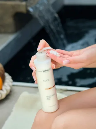 Зволожувальне молочко для тіла Christina Nude Moisturizing Body Milk 300 мл Дніпро