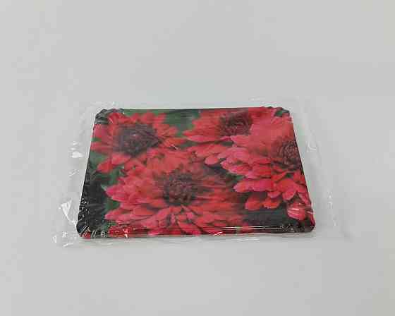 Тарелки праздничные бумажные 15* 22см