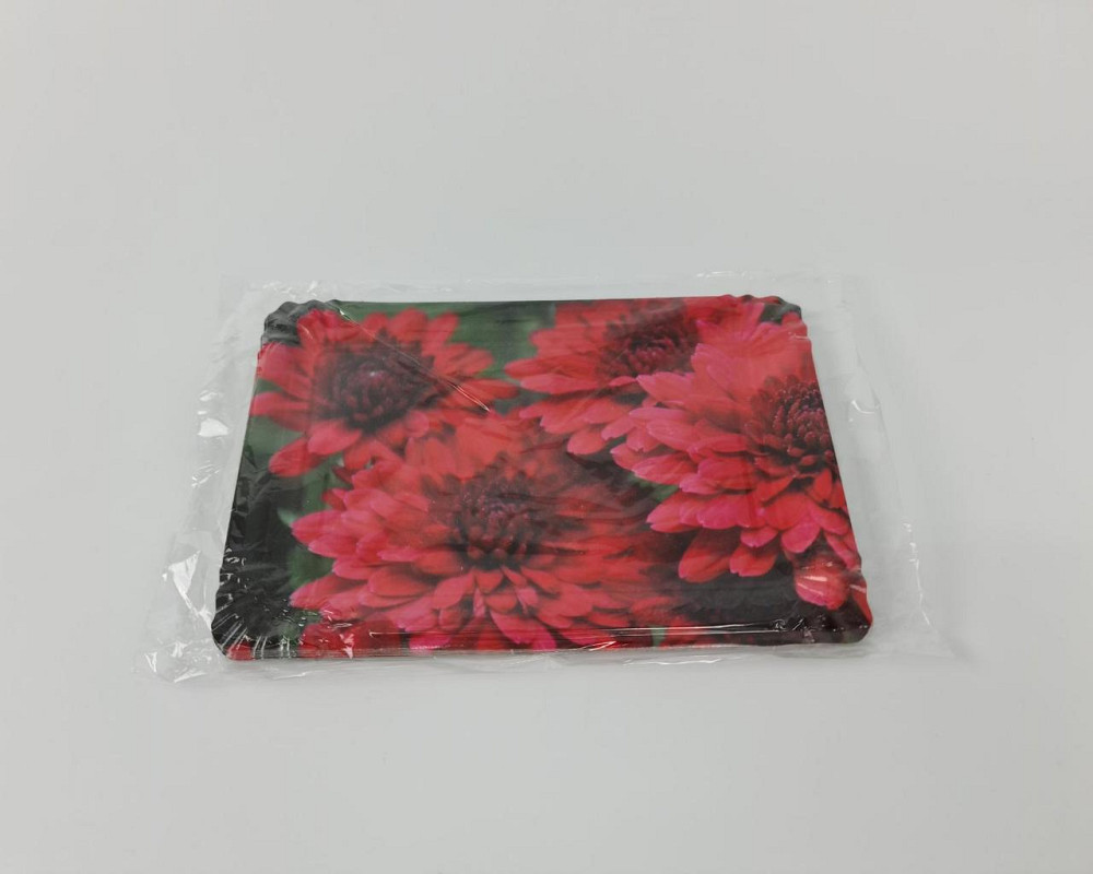 Тарелки праздничные бумажные 15* 22см