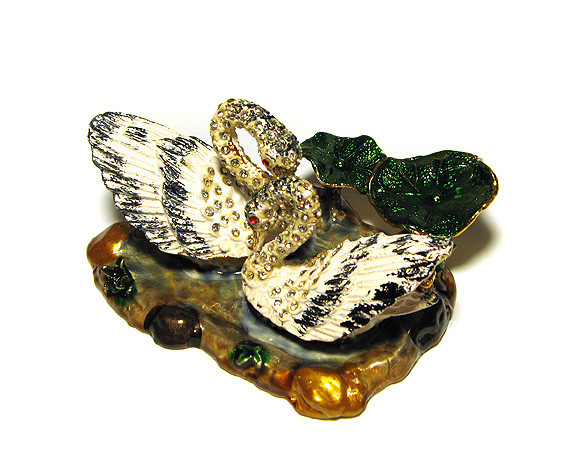 Скринька зі стразами з металу Лебеді пара Київ - фото 2