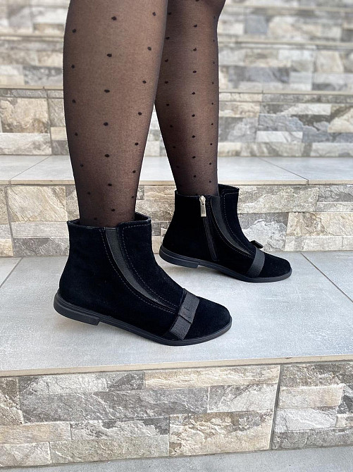 Maxi Жіночі черевики Maxi чорні натуральна замша 37-39р. (1105) Коломия - фото 9