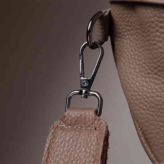 Літня жіноча сумка через плече в класичному кольорі з натуральної шкіри Vintage 22657 Бежева Київ