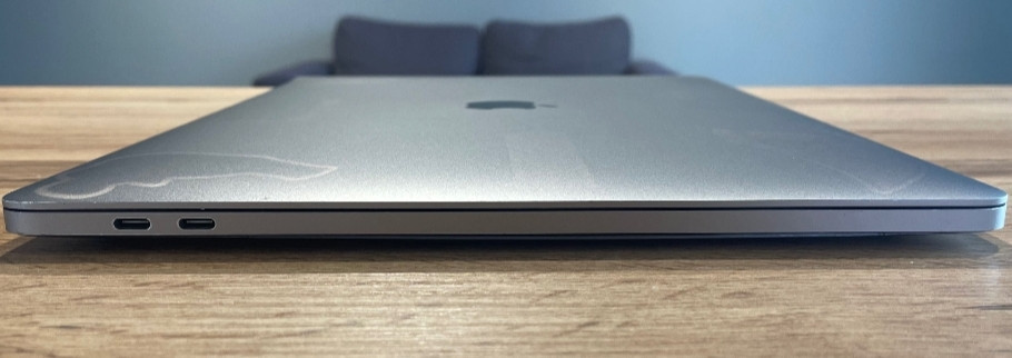 Ноутбук: MacBook Pro 15 (2018) Core i7 2.2Ghz. 16/256Gb. Київ - фото 3