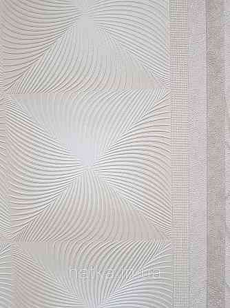 Шпалери вінілові на флізеліні Sintra Simmetria геометрія фігури ромби смуги 3д бежеві білі срібло 524732 Київ