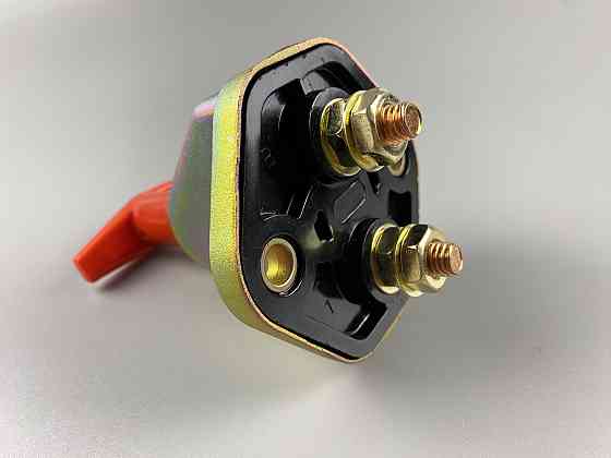 Вимикач маси універсальний механічний дистанційний 12/24 В (червона мідь) 150A Мукачево