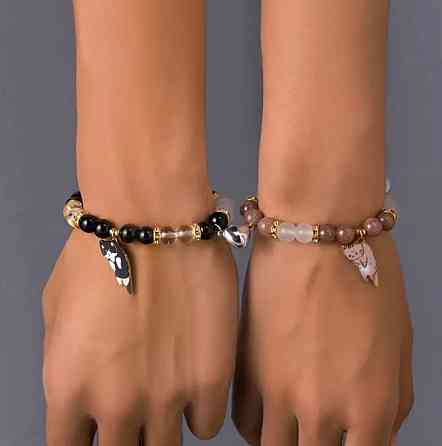 Парные браслеты с котиками — чёрный и бежево-коричневый, на резинке Киев