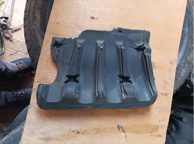 04627315AD Захист впускного колектора cherokee Коломия - фото 2