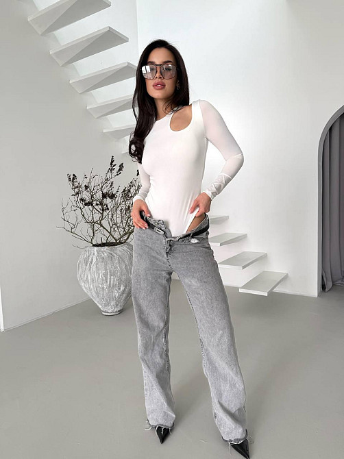 Жіноче стильне асиметричне боді з довгими рукавами трикотаж масло Одеса - фото 3