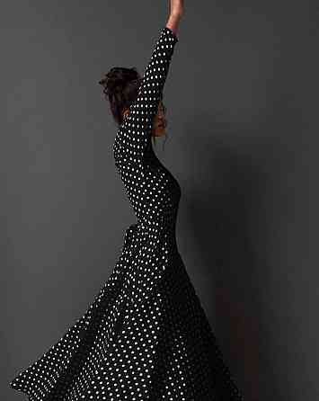 Женское стильное романтическое платье с разрезом софт Одесса