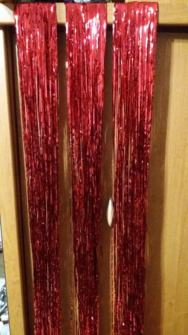 Дощик для фотозони 150 см на 45 см червоний Київ - фото 3