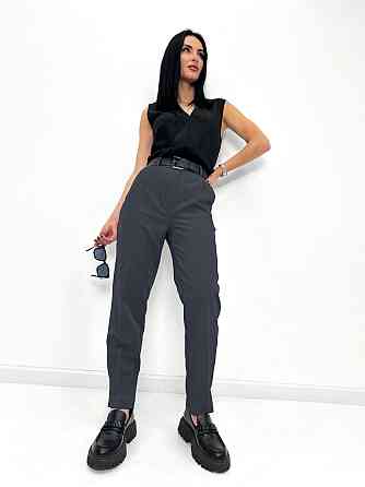 Женские брюки классического кроя 