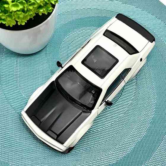 Машинка металева Авто Експерт Chevrolet Camaro 1:24 відчиняються двері капот багажник світло/звук Біла (GT-12099) Чернігів