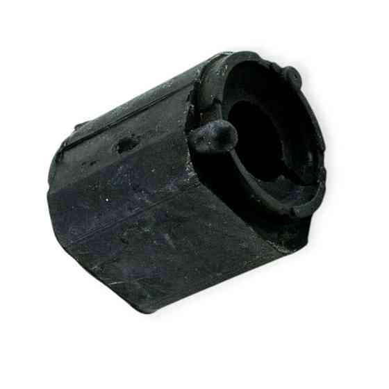 Втулка передняя Форд Фиеста V (d-17 мм) стабилизатора Мукачево