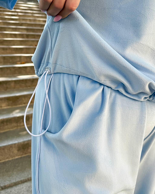 Жіночий стильний комфортний костюм-двійка велюр спорт Premium Блакитний Одеса - фото 4