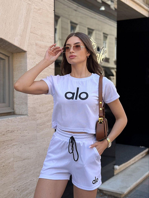 Женский прогулочный костюм двойка: футболка с накатом и шорты американский рубчик Одесса - изображение 2