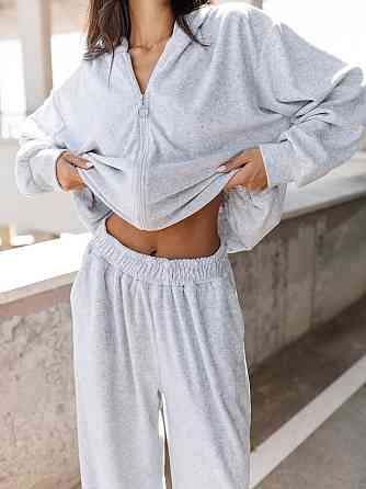 Женский повседневный оверсайз костюм двойка: кофта и штаны хлопковый велюр Меланж Одесса