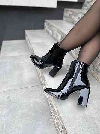Черевики жіночі ARLEN чорні шкіра лакована каблук 9см 36р.37р. (БН-9556/1380) Коломия
