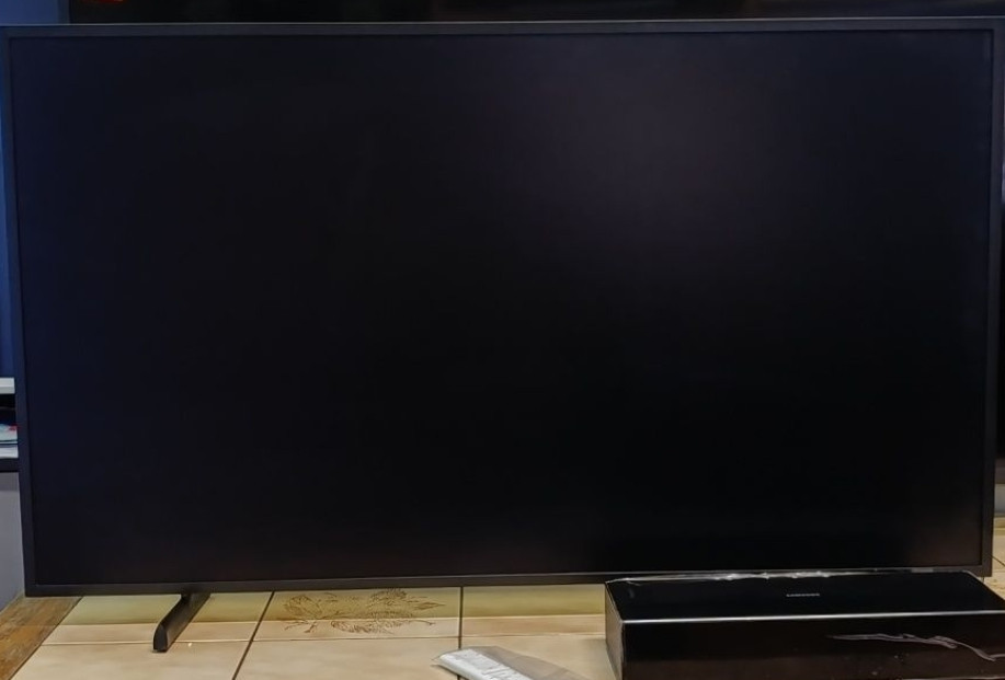 Телевизор Samsung 43