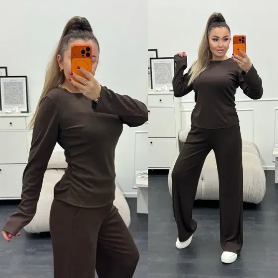 Розпродаж залишків. Зручний та практичний костюм на щодень Одеса